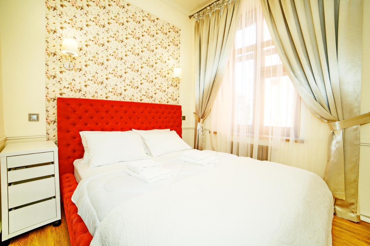 Barokko Terrassa Сеть Апартаментов Alex Apartments В Центре Бесконтактное Заселение 24-7 Poltava Exterior photo